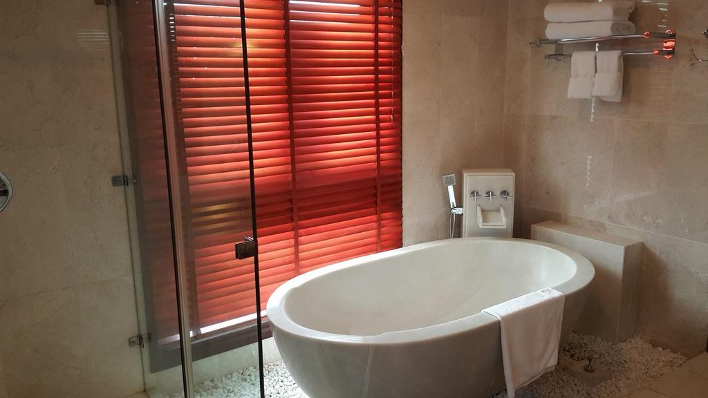 Champa Villa With Private Pool At Furramar Danang Dış mekan fotoğraf